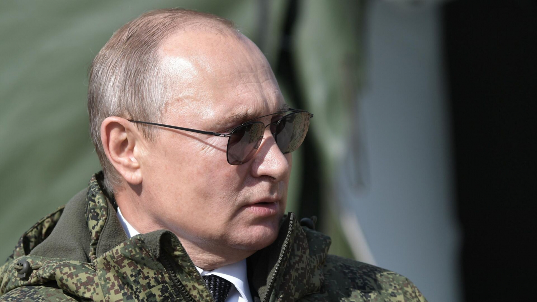 Путин на следующей неделе примет участие в военных учениях