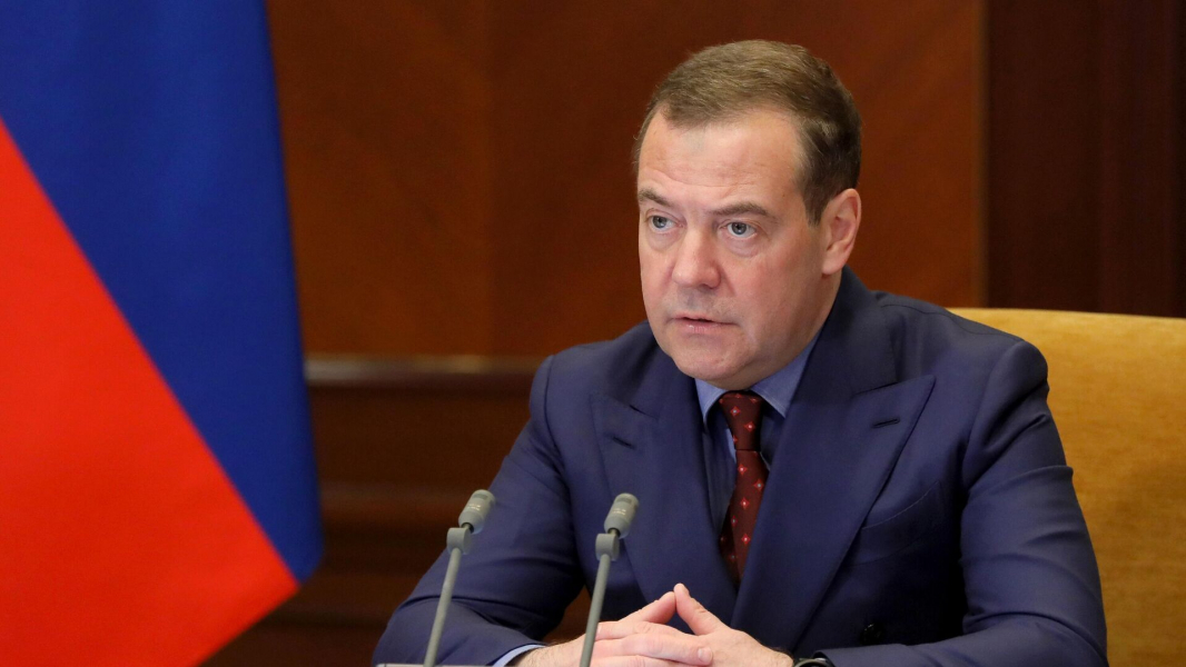 Медведев назвал ядерный конфликт плохой историей с тяжелейшим исходом
