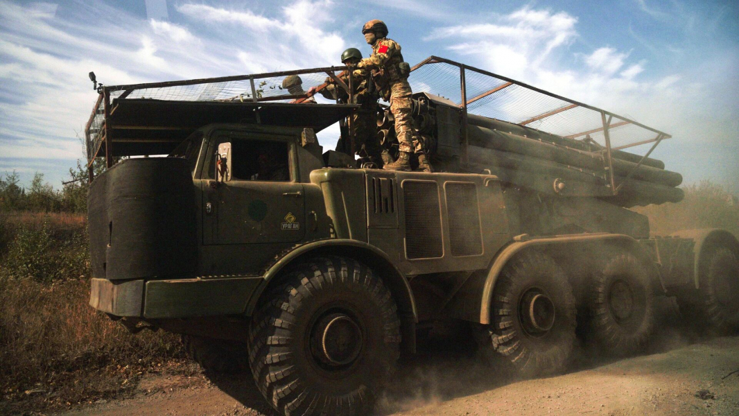 Минобороны: ВСУ за сутки потеряли более 300 человек в Курской области