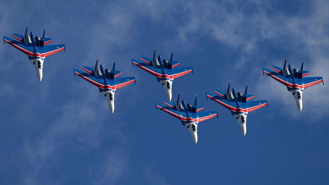 Экипажи «Русских Витязей» прибыли в Китай для участия в авиасалоне Airshow China