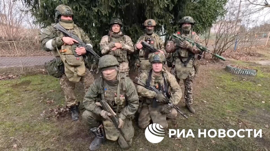 Бойцы отряда «Тигр» в Курской области поздравили россиян с Новым годом