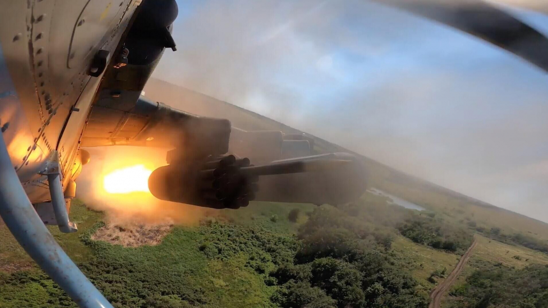 Минобороны: вертолет Ка-52М уничтожил опорный пункт ВСУ в Курской области