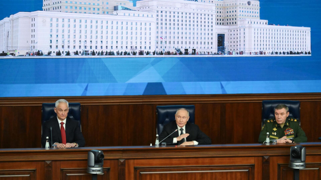 Белоусов назвал приоритетом формирование системы обратной связи военных с МО РФ