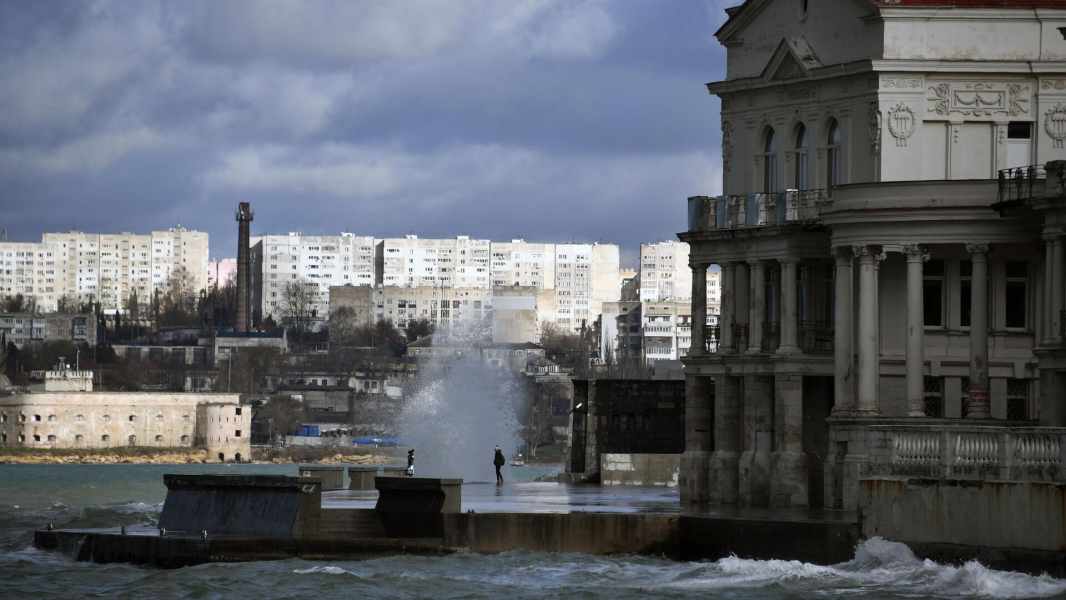 Дептранс Севастополя: морской пассажирский транспорт приостановил движение