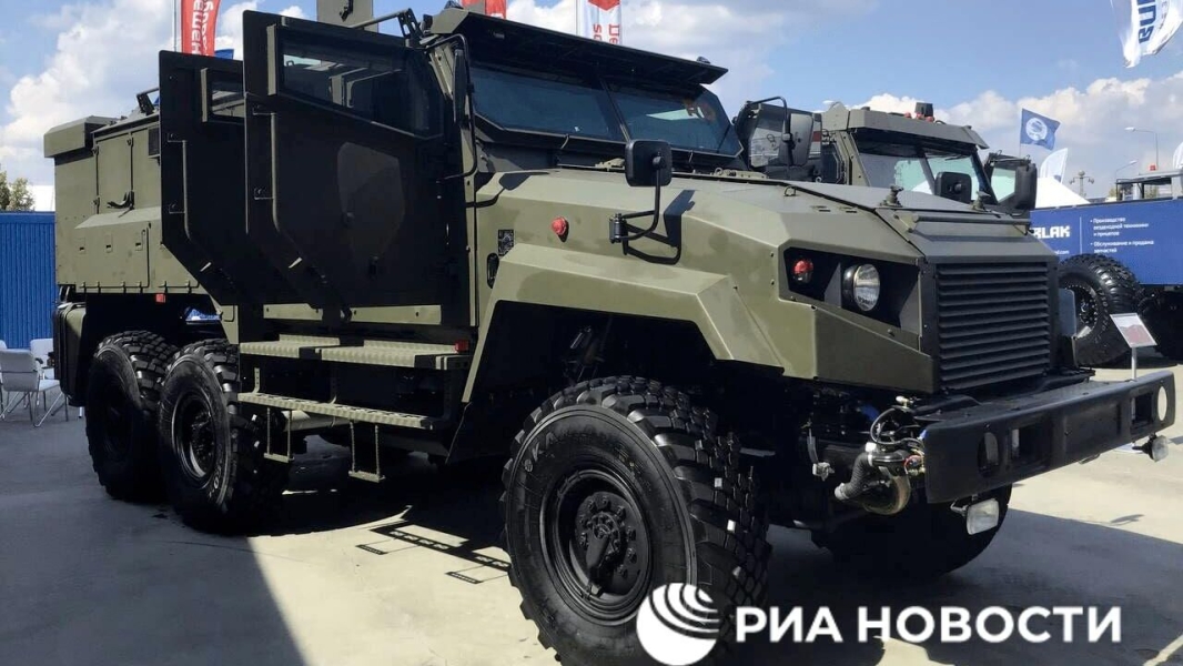 Ремдизель: выпуск более динамичной версии броневика Ахмат начнётся в 2025 году