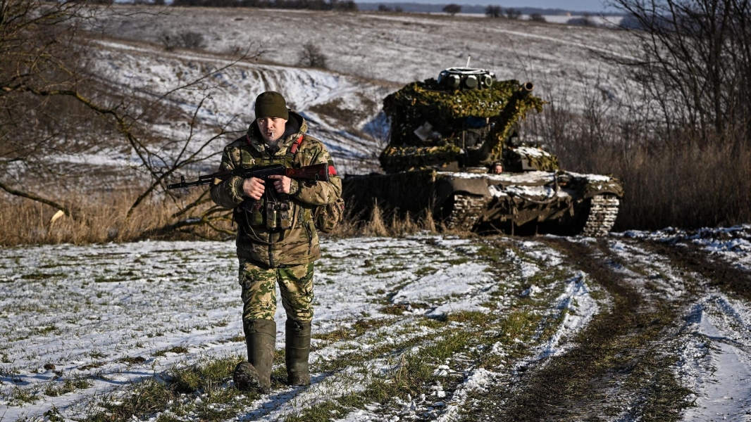 Минобороны: ВСУ потеряли свыше 295 военных и танк в зоне действий «Центра»