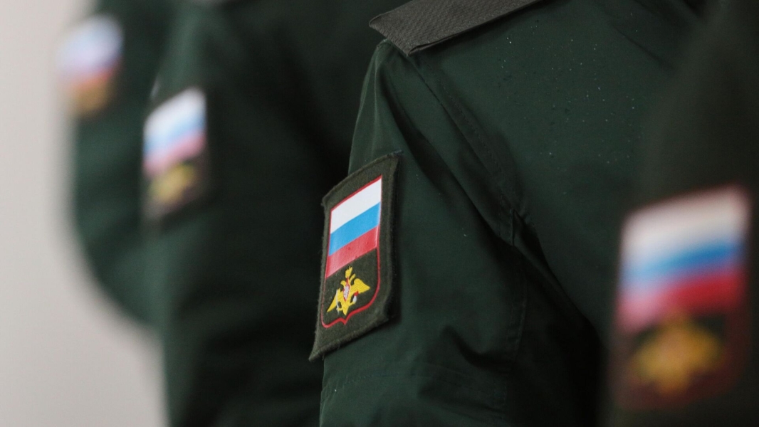 Минобороны: выслуживших сроки службы по призыву военных своевременно уволят
