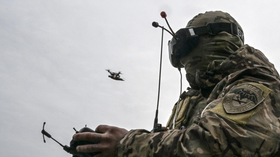 Военнослужащие группировки Центр показали тренировки по пилотированию FPV-дронов