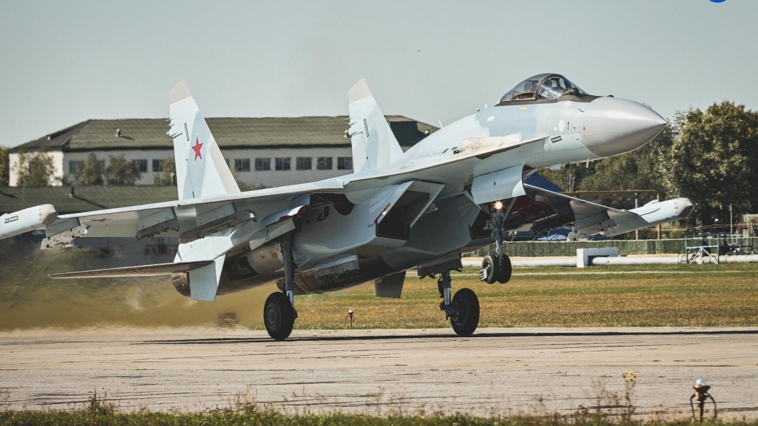 Экипаж Су-35С выполнил боевую задачу в зоне ответственности группировки «Юг»