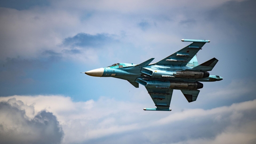 Минобороны: Су-34 уничтожил пункт управления БПЛА ВСУ в Курском приграничье