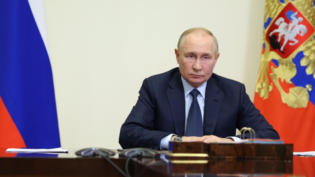Путин: морские стратегические ядерные силы укомплектованы современным оружием