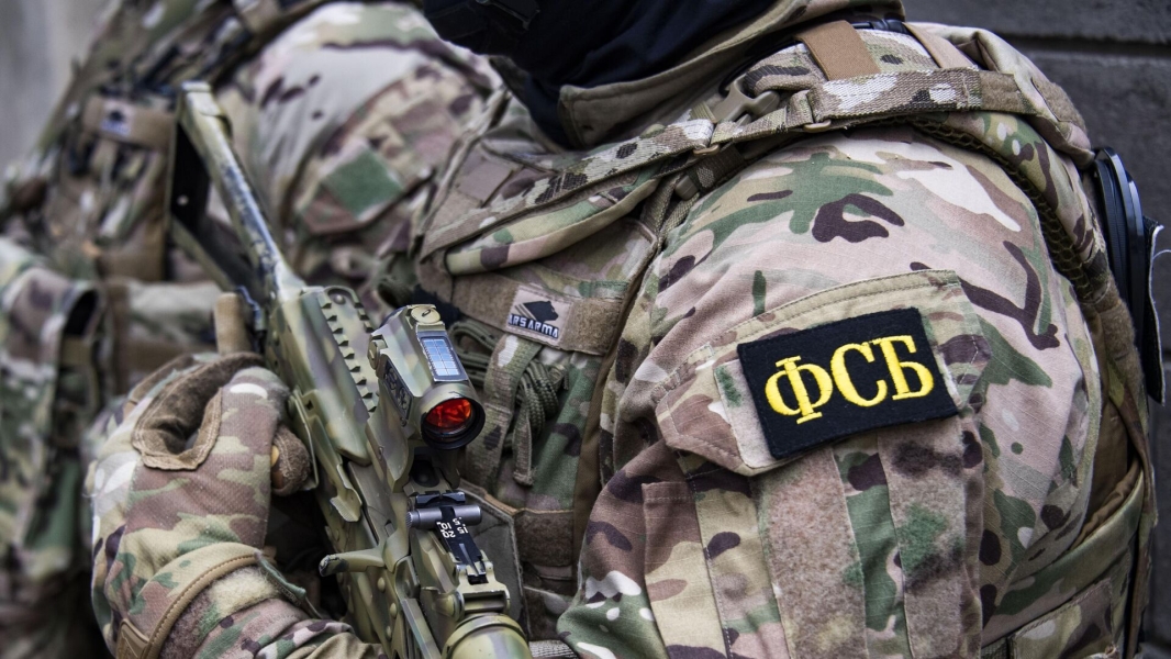 ФСБ: задержанный житель ЛНР получил компоненты бомбы от СБУ в детской игрушке
