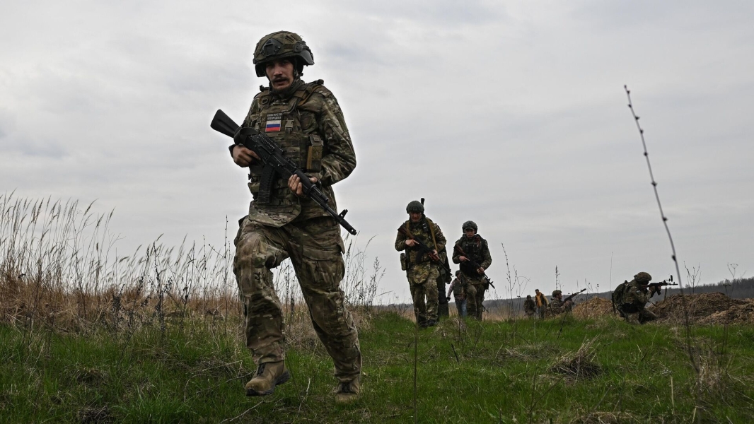 Гвардии рядовой Пугачев уничтожил беспилотник ВСУ из личного оружия