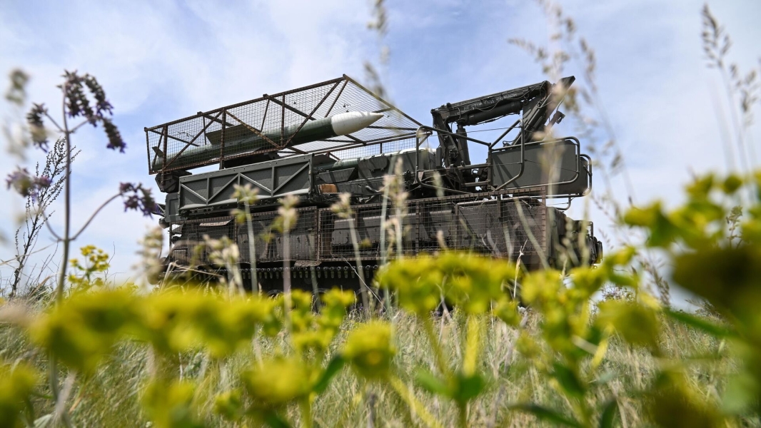 Минобороны: силы ПВО уничтожили 32 дрона ВСУ над Курской и Орловской областями