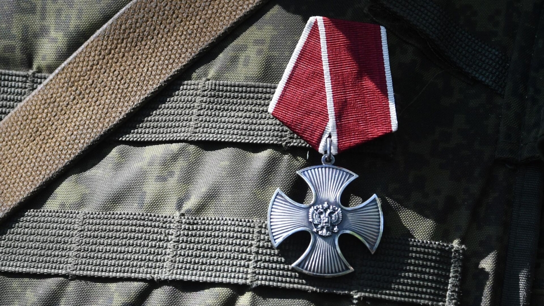 Военнослужащим группировки войск Центр вручили госнаграды и знаки «За штурм»
