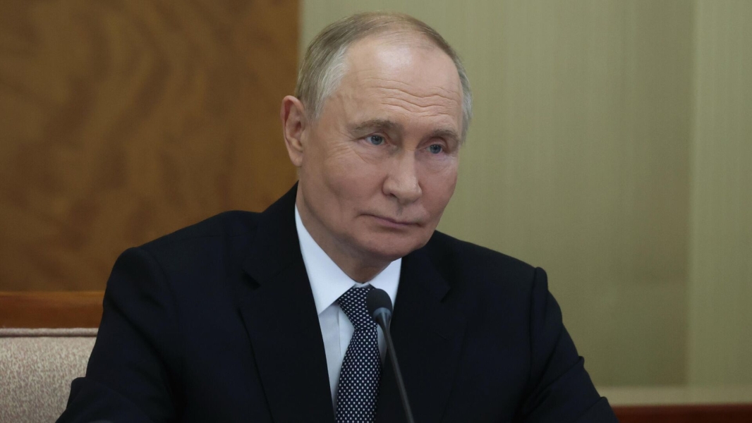 Путин: предстоит повысить эффективность структур, отвечающих за безопасность РФ