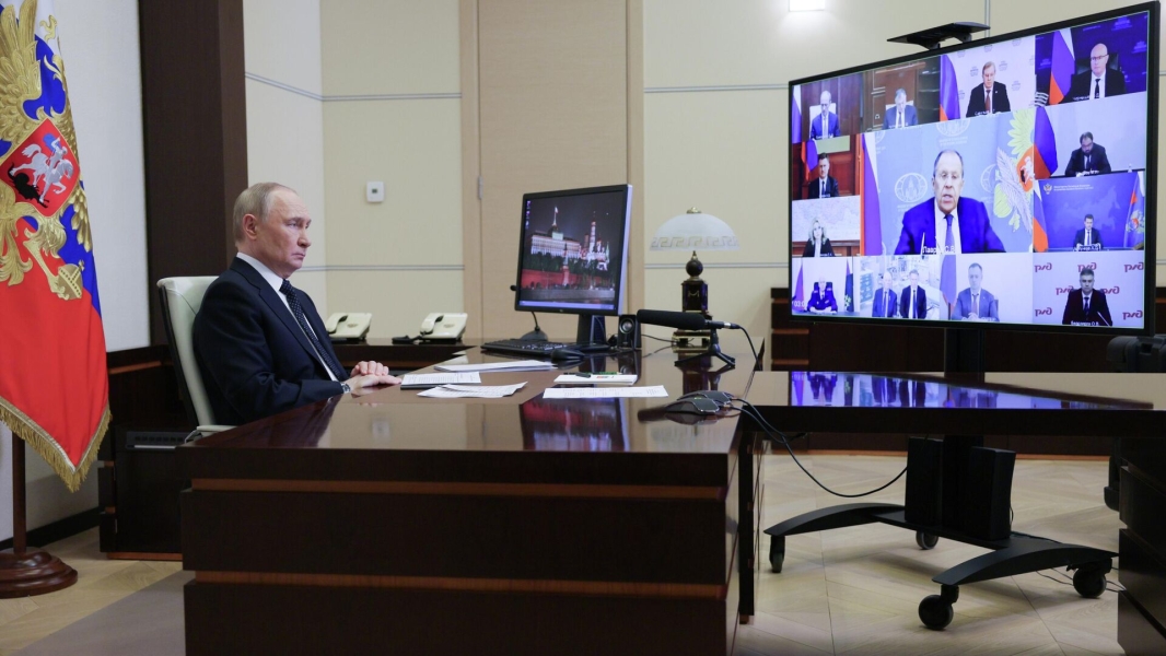 Путин: украинские войска сегодня терпят одно поражение за другим