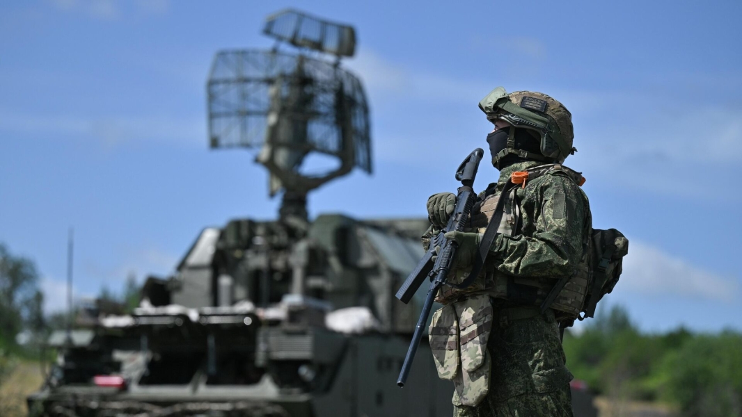 МО: средства ПВО за три часа уничтожили над российскими регионами 24 дрона ВСУ