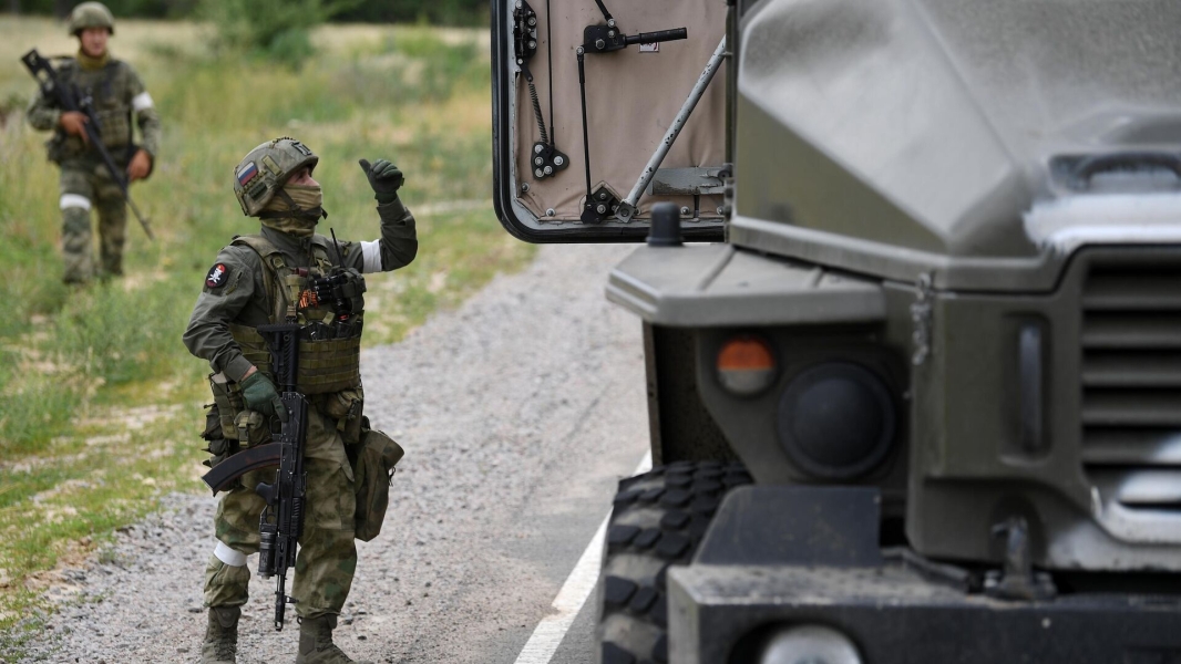 Бойцы 36-й мотострелковой бригады задержали украинского диверсанта в Богатыре