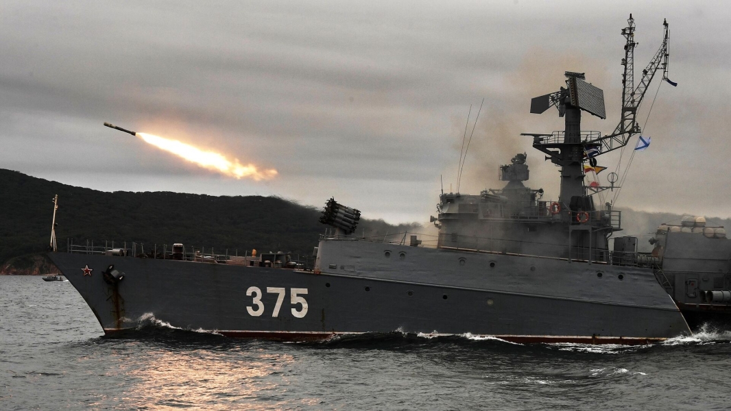 Военнослужащие ТОФ на учениях отразили атаку условных диверсантов